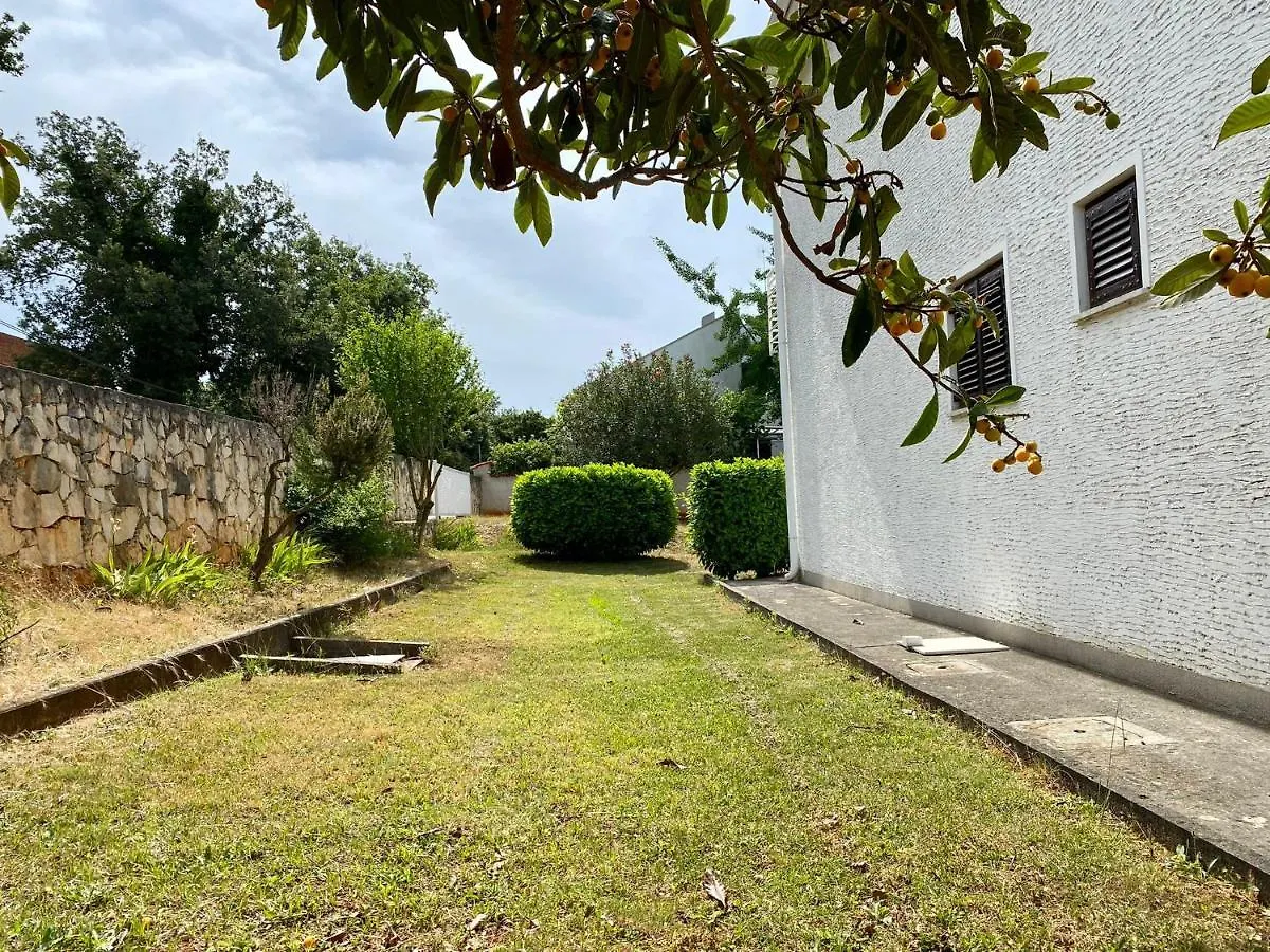 Villa Valica Gardens à Savudrija